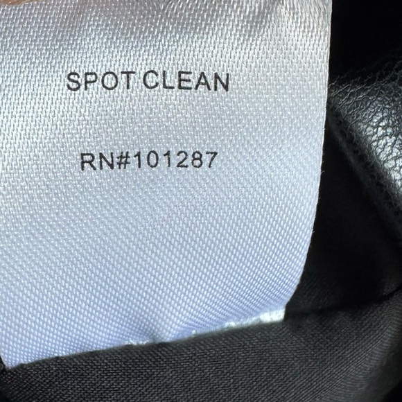 ALEXIA ADMOR | NWOT Nora Vegan Leather Blazer Black Jacket Gold Buttons Small 4 - Picture 5 of 9